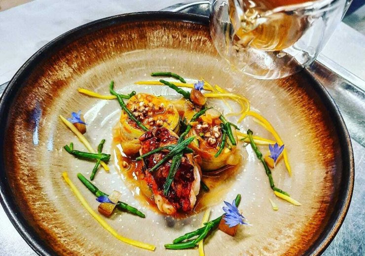 Menu Gastronomique avec 3 verres de vin et une boisson chaude