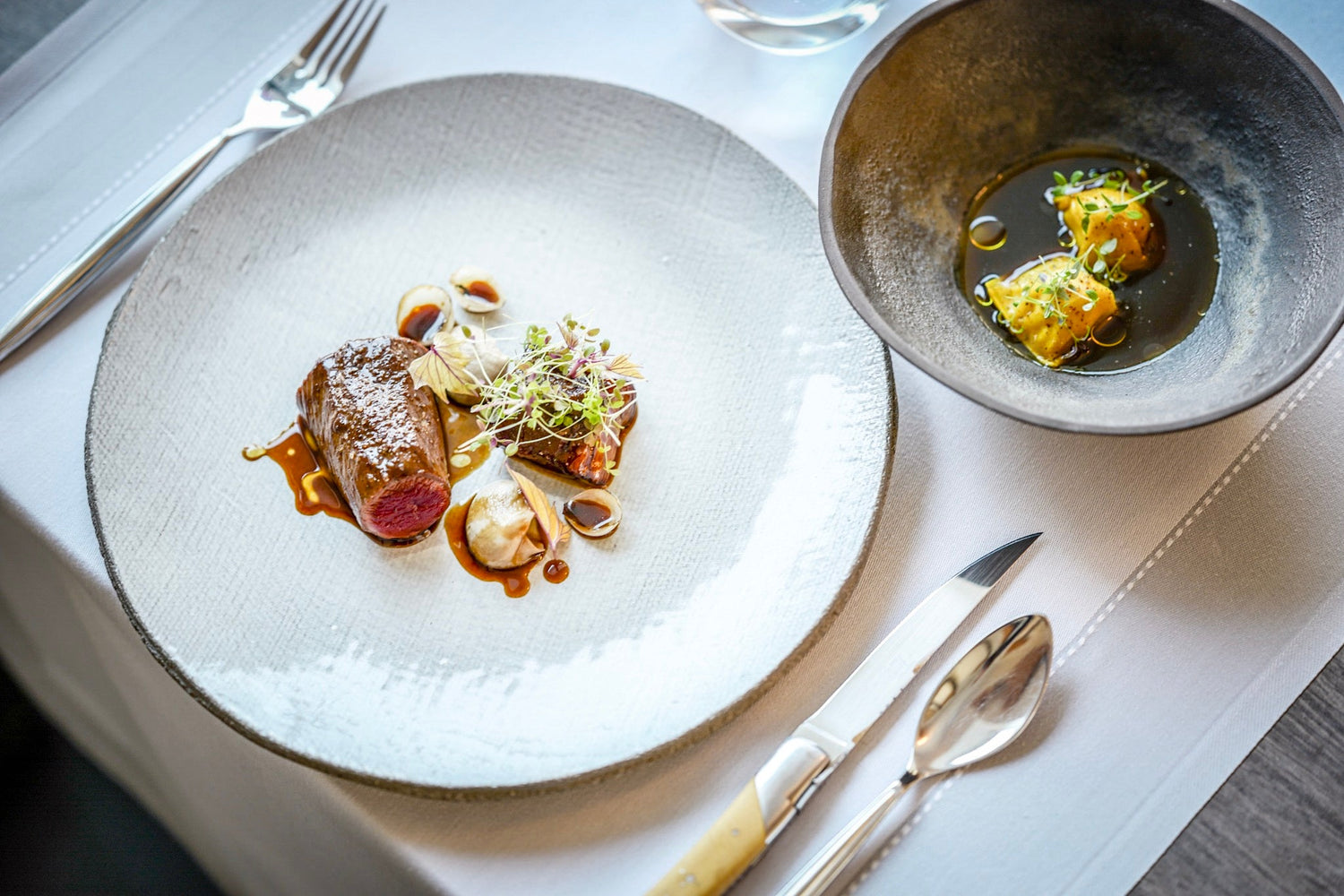 Menu Toutes Latitudes en 11 services