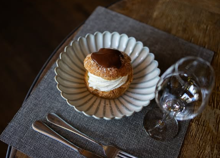 Coffret cadeau Restaurant - Déjeuner ou Diner au bistrot "Le Prieuré" (boissons incluses)